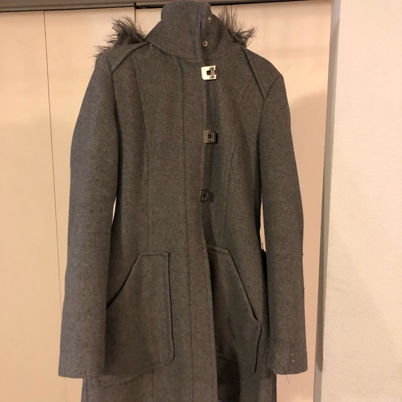 Size 2 Calvin Klein Gray Coat 63% Wool - Picture 4 of 8